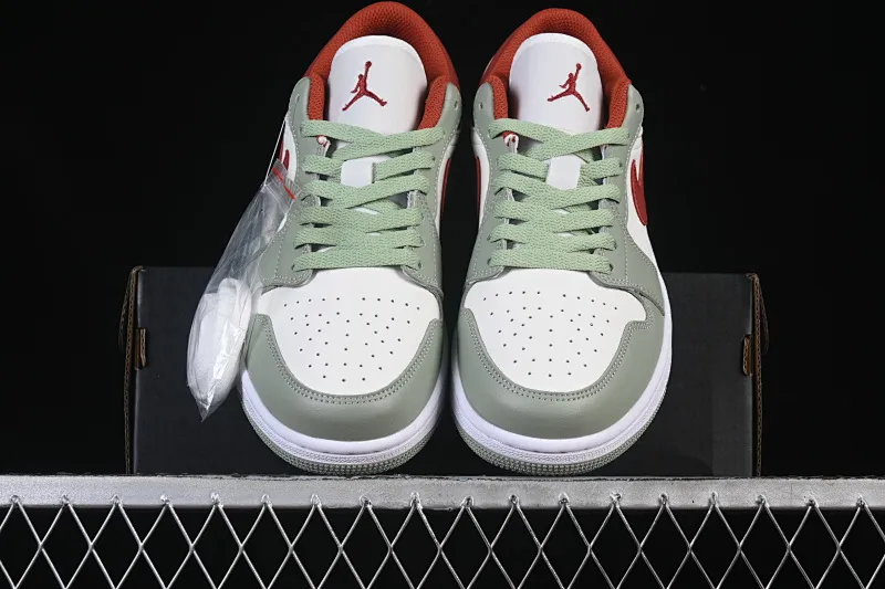 All categories Air Jordan Jordan series basketball shoes Air Jordan 1 Low Air Jordan 1 Low AJ1 Joe 1 white green red low-top cultural casual sneakers 553558-133